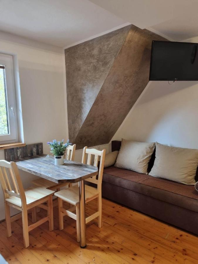Chata Lieskovec - Chata V Lese Blizko Zubacky Tatranska Strba Esterno foto